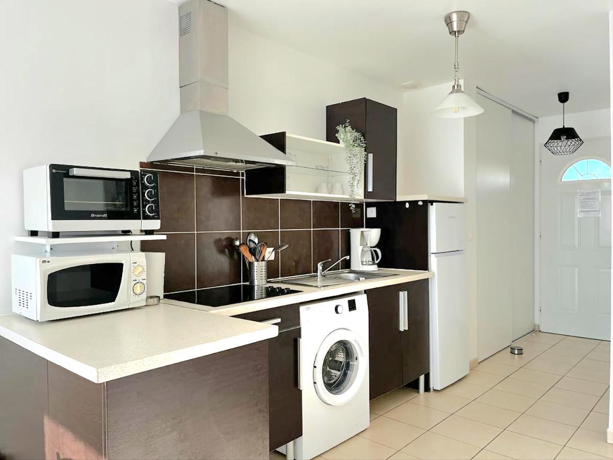 Logement Thermale Et De Tourisme Les Acacias 2 Jonzac Luaran gambar