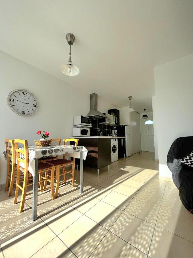 Logement Thermale Et De Tourisme Les Acacias 2 Jonzac Luaran gambar