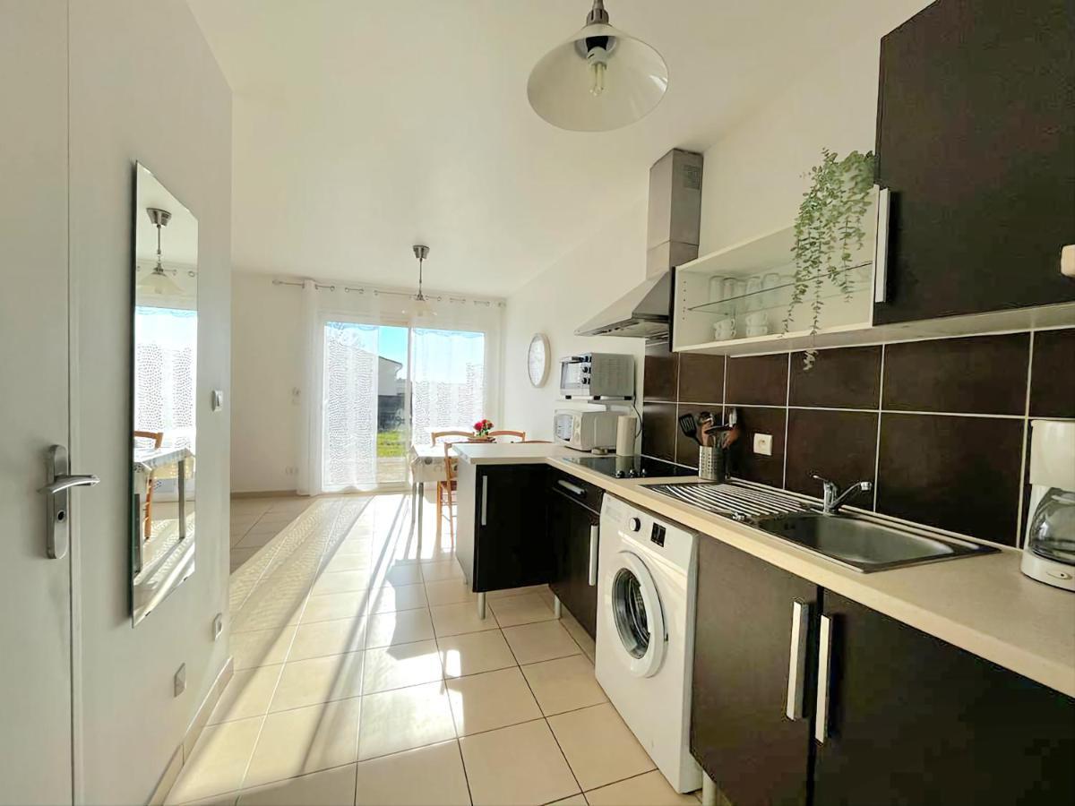Logement Thermale Et De Tourisme Les Acacias 2 Jonzac Luaran gambar